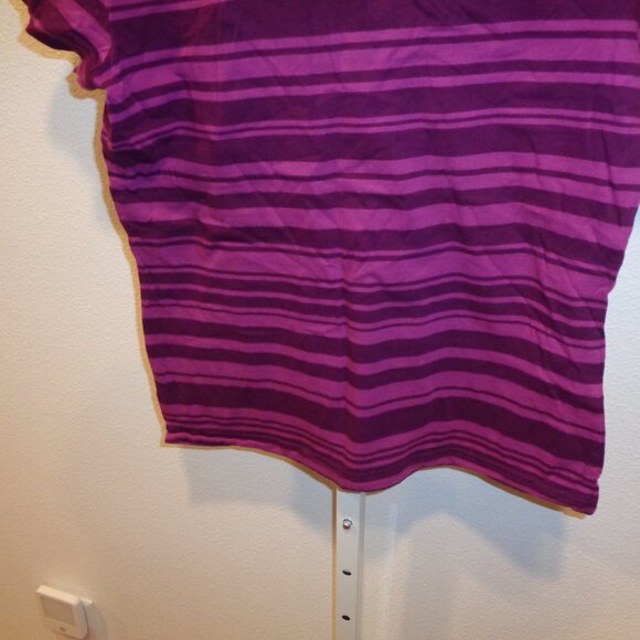 N.Y.L. New York Laundry Layered Look Striped Top Shirt Size Medium Short Sleeve - Picture 9 of 10